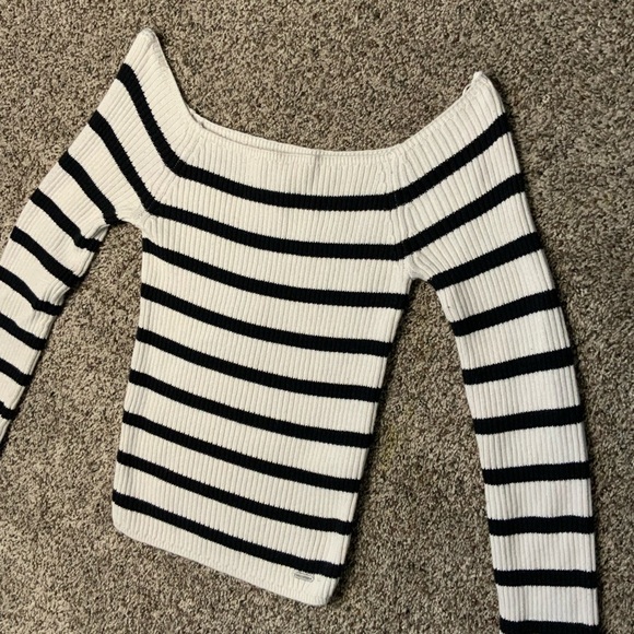 Black and White Striped Off-Shoulder Sweater - Picture 5 of 5